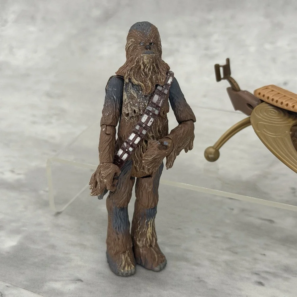 Star Wars Legacy Millennium Falcon Crew Han Solo Chewy Kashyyyk Weapon 3.75